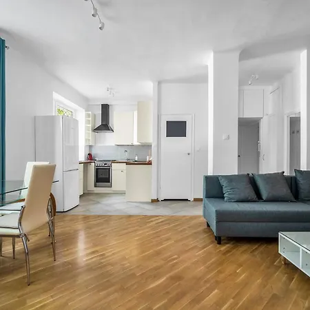 Pulawska Comfort Apartment Warsaw
